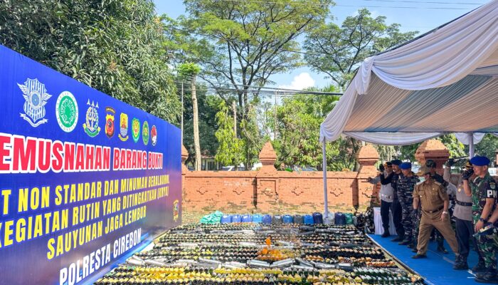 Polresta Cirebon Musnahkan Ribuan Botol Miras dan Knalpot Brong Hasil KRYD dan Operasi Pekat Jelang Operasi Ketupat Lodaya 2026
