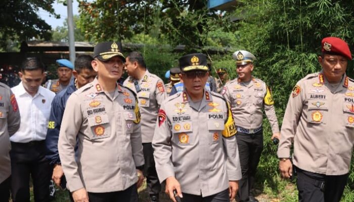 Kapolda Jabar Tinjau Pos Rest Area 207A Tol Palikanci, Soroti Pengawasan Kendaraan dan Antisipasi Lonjakan Pemudik