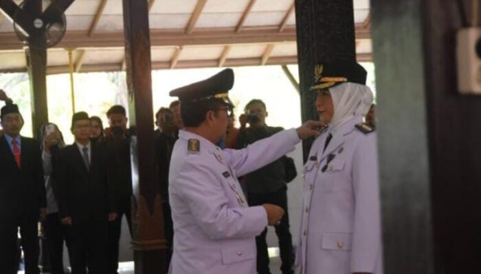 Bupati Imron Lantik Ratusan Pejabat, Dorong Kinerja dan Pelayanan