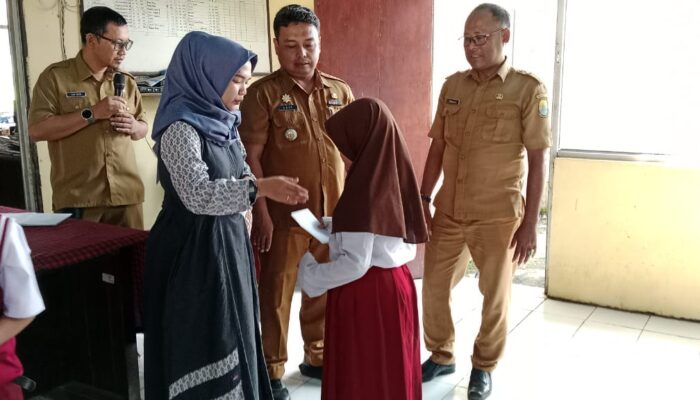 Halal Bihalal dan Santunan Anak Yatim di Kecamatan Kapetakan Syarat dengan Makna