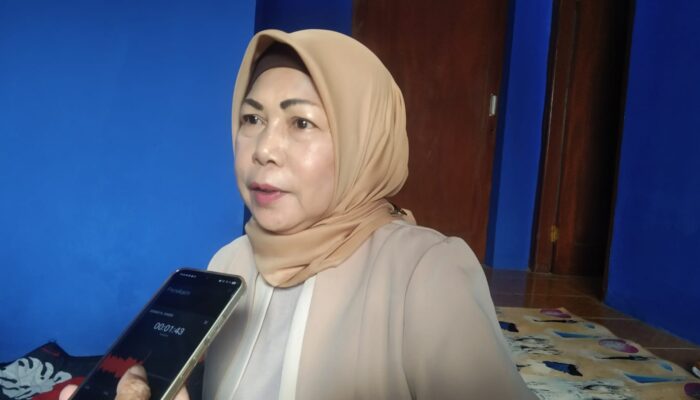 Anggota DPRD Kabupaten Cianjur Dari Partai PDI Hj. Ati Rosmiati Serap Aspirasi Masyarakat Desa Ciloto Cipanas