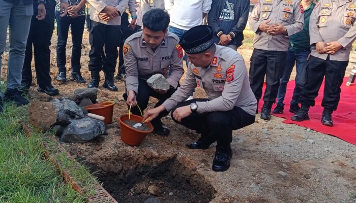 Peletakan Batu Pertama Masjid Adz Dzikra-Sauyunan Jaga Lembur Jadi Simbol Pelayanan Tulus Polres Cirebon Kota