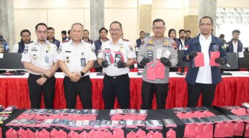 Polda Jateng Bersama FBI Gagalkan Operasi Sindikat Penipuan Online Internasional di Solo Raya