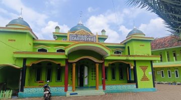 SMP IT NAHDLATUL FATA DARUSYIFA: Menguatkan Cinta Al-Qur’an untuk Generasi Masa Kini