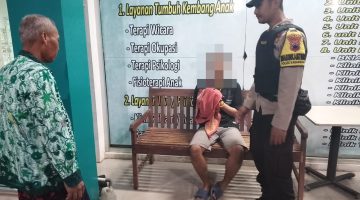 Bhabinkamtibmas Bantu Evakuasi ODGJ yang Mengamuk di Karangdadap, Dibawa ke RS Juned Pekalongan