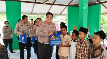 Polantas Menyapa di Yayasan Budhi Asih, Satlantas dan Bhayangkari Salurkan Baksos di Hari Bhayangkara ke-80