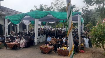 Meriahkan Kelulusan , SMP IT Raden Fatah Gebyar Acara Kenaikan Kelas