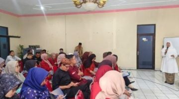 Seminar Gerabah Sitiwinangun Perkuat Pelestarian Warisan Budaya Cirebon