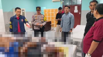 Jenazah Nahkoda KM Berkah Abadi Dievakuasi ke RSUD Gunung Jati untuk Pemeriksaan Penyebab Kematian