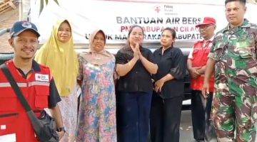 Setetes Air, Sejuta Harapan: PMI Cilacap Ringankan Beban Warga Terdampak Kekeringan