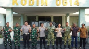 Kapolres Cirebon Kota dan Dandim 0614 Perkuat Sinergitas TNI-Polri Melalui Silaturahmi